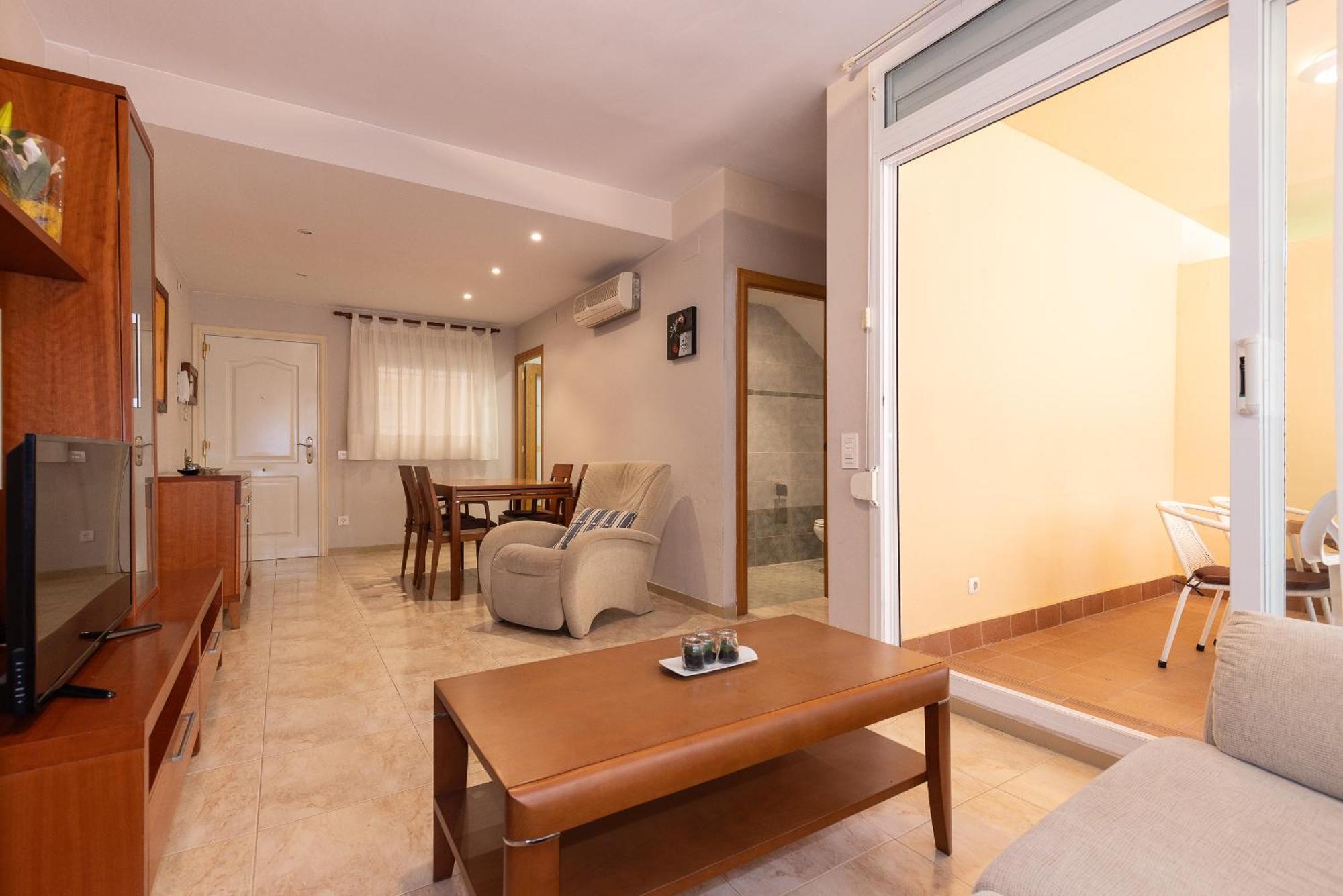 Uhc Golden Pineda Apartments La Pineda Bagian luar foto