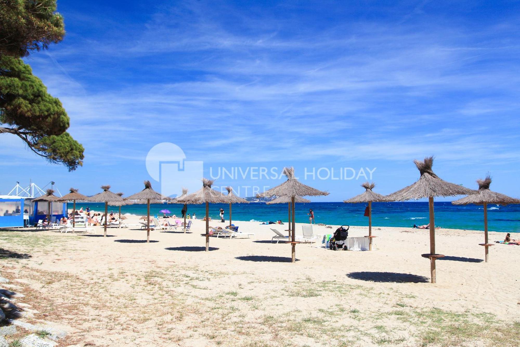 Uhc Golden Pineda Apartments La Pineda Bagian luar foto