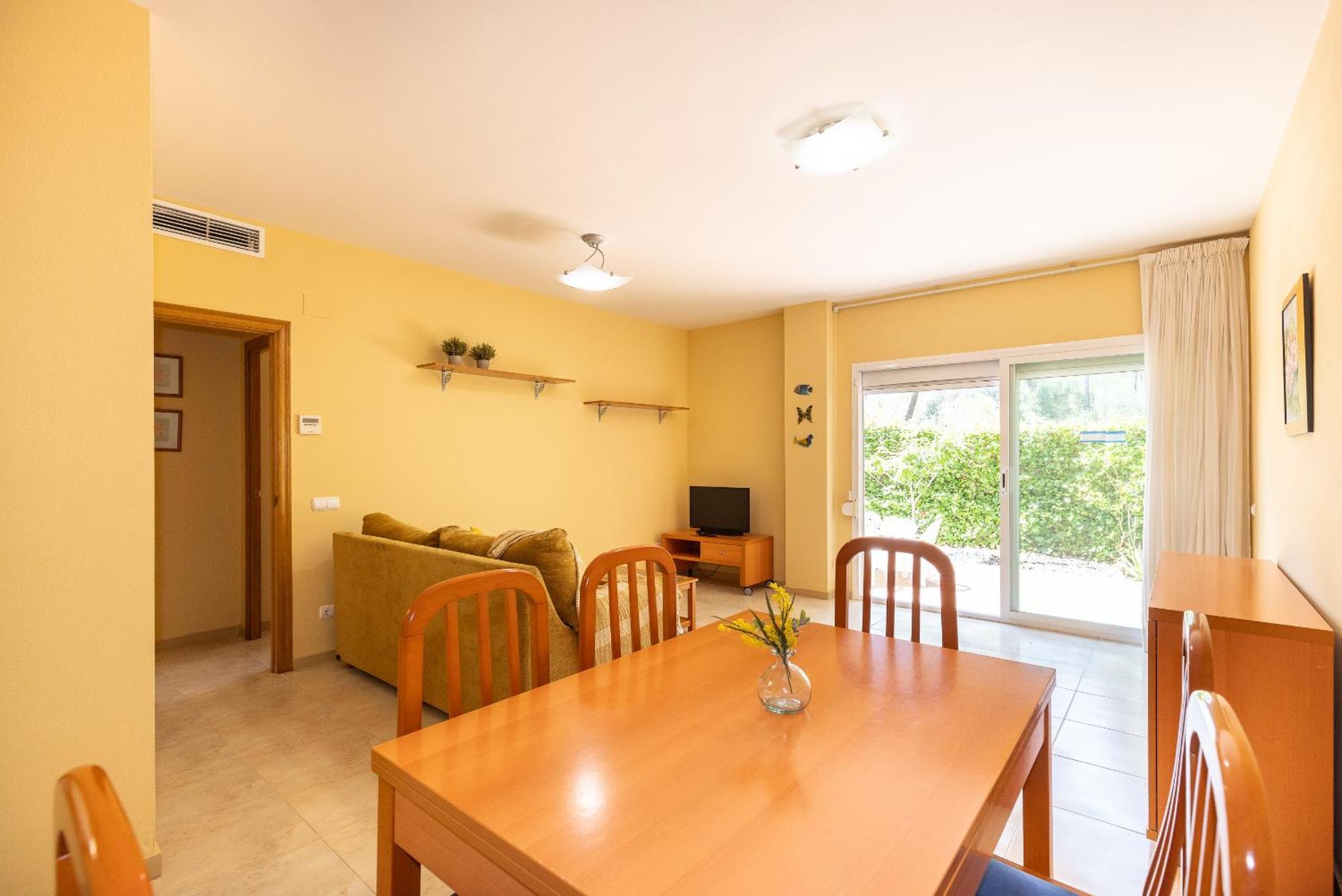 Uhc Golden Pineda Apartments La Pineda Bagian luar foto